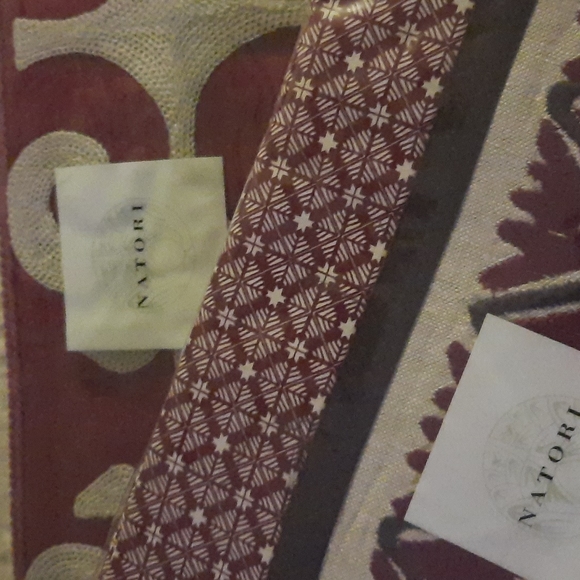 Bedding - Picture 5 of 12